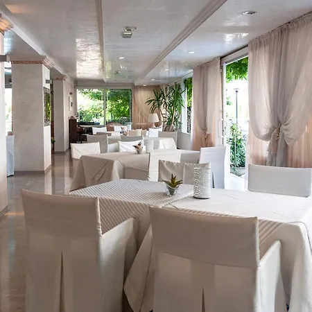Mauritius Sentirsi A Casa 3* Riccione