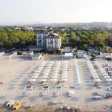 Liberty - Parking & Included Hotel Riccione