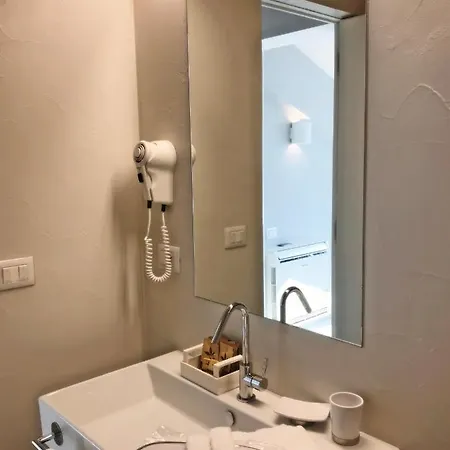 Otel Hermosa