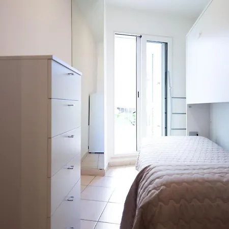 Residenza Alma מלון דירות *