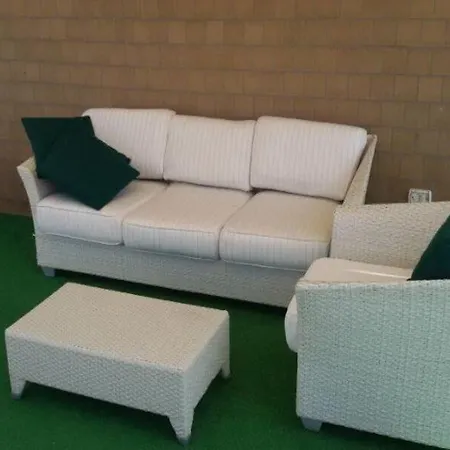 Alexandra Plaza Отель 4*