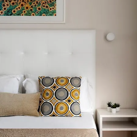 Eliseo Hotel 3*