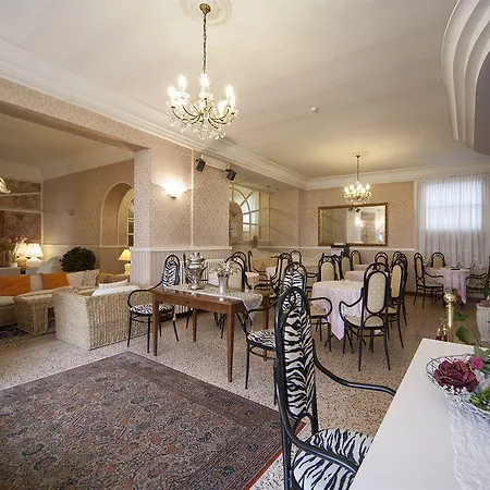 Aquila D'oro 3*