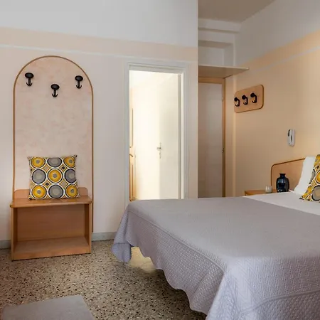Eliseo Hotel 3*