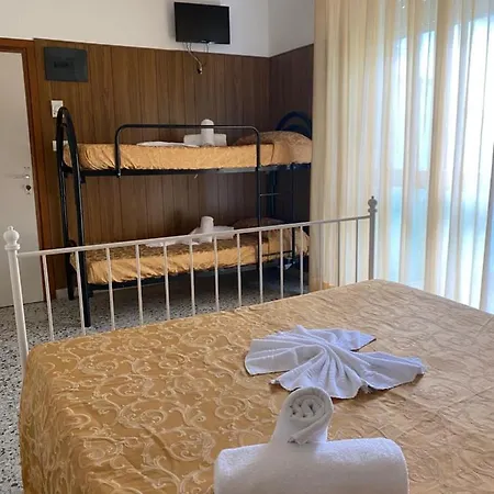 Modenese 里乔内