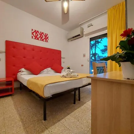Szálloda Senza Pensieri Riccione