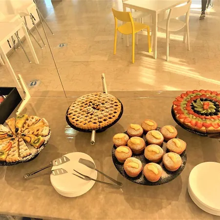 Levante Convenzionato Oltremare E Italia In Miniatura 2*