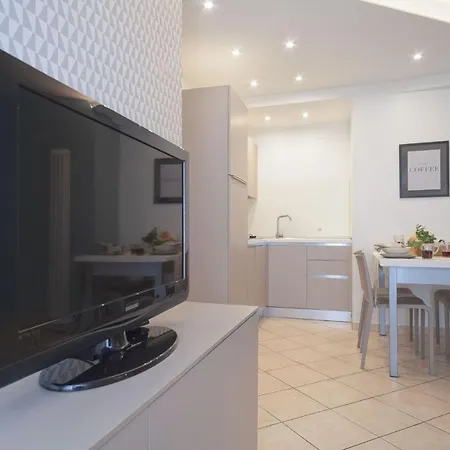Residenza Alma מלון דירות