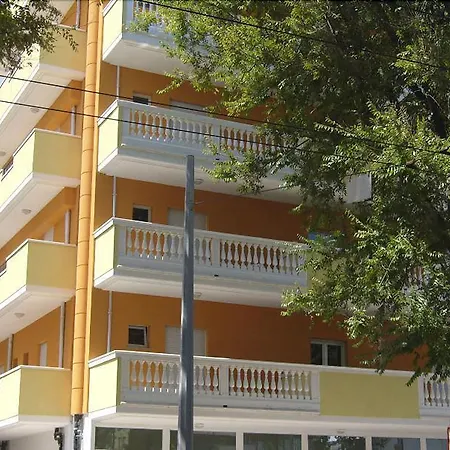 Linda - Family - Nuova Costruzione Antisismica Hotel 3*
