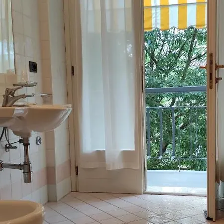 Platani Hotel 2*
