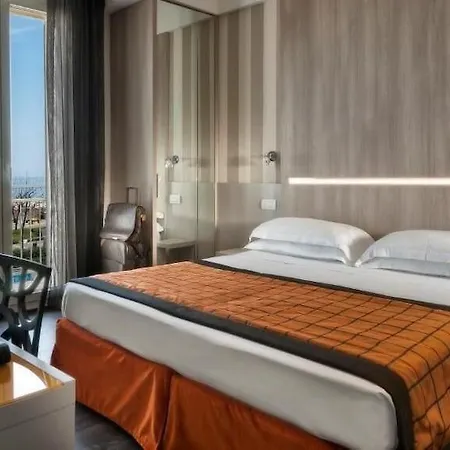 Hotel Roma 4*