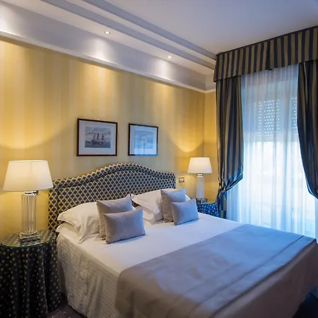 Lungomare Hotel 4*