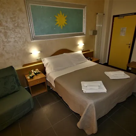 Hotel De Amicis 3*