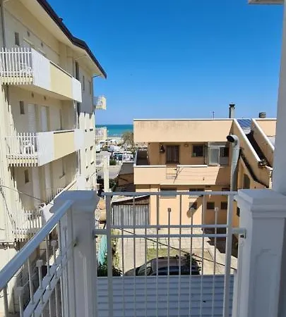 Rubino A 100metri Dal Mare Riccione