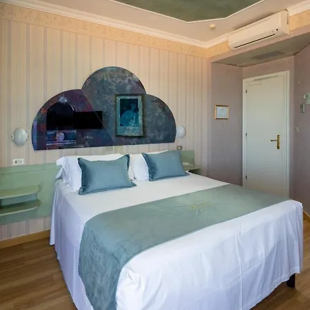 Hotel Des Nations - Vintage Sul Mare Riccione