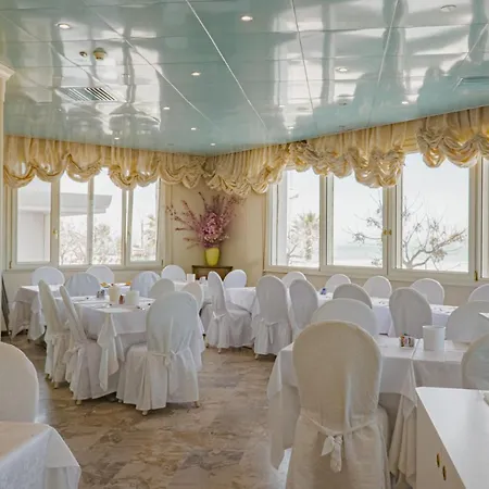 Hotel Des Nations - Vintage Sul Mare 4*