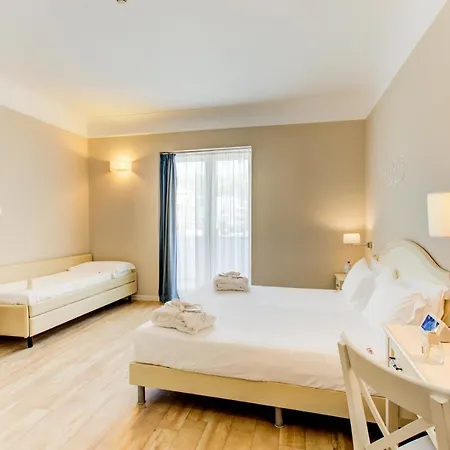 Beyou Rosa Hotell Riccione