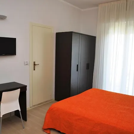 Hotel Lugano 2*