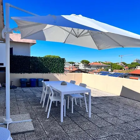 Attichino Appartement *