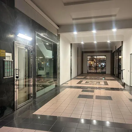 Appartamento Vista Mare In Viale Ceccarini Angolo Dante *