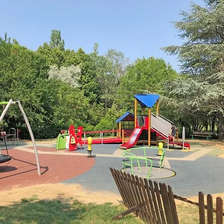 Blancohouse - Con Piscina Sul Parco Lejlighed *