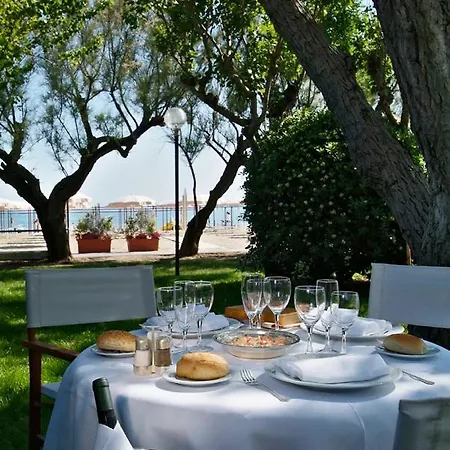 Alexandra Plaza 4* Риччоне
