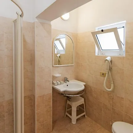 Aparthotel Nest - A Pochi Passi Dal Mare