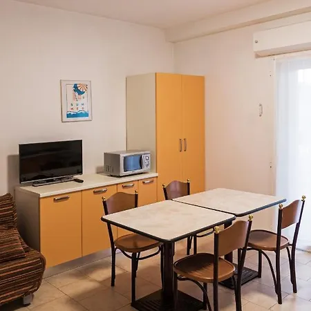 Nest - A Pochi Passi Dal Mare Aparthotel *
