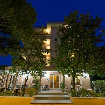 Hotel Rita 2*