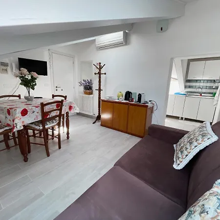 Appartamento Casa Vacanze Ferri - *