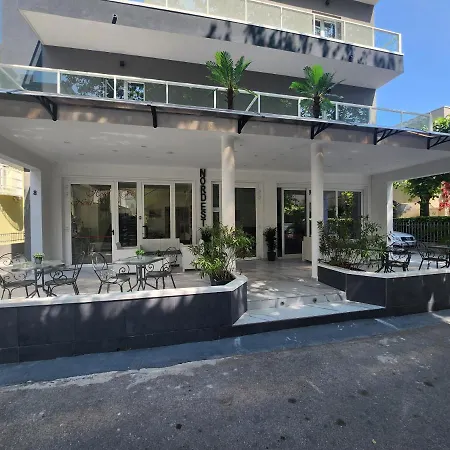 Nord Est Hotel 2*