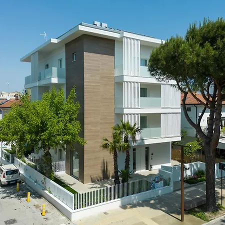 The Palm * Riccione
