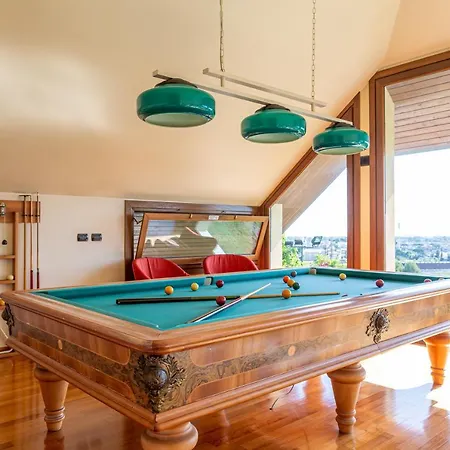 Rolls - Porzione Di Con Piscina,giardino E Parcheggi Βίλα Ριτσιόνε
