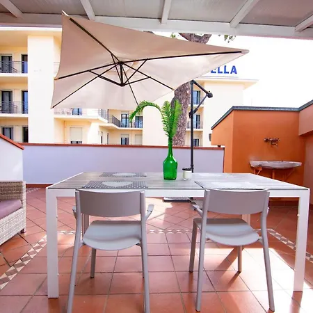 Prime Blue - Giardini Appartement *