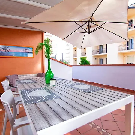 Apartment Prime Blue - Giardini Riccione