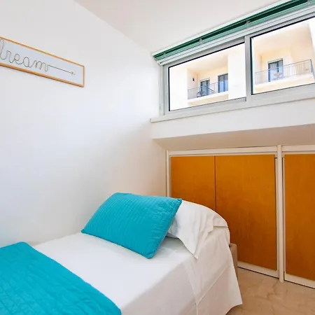 Prime Blue - Giardini Apartment *