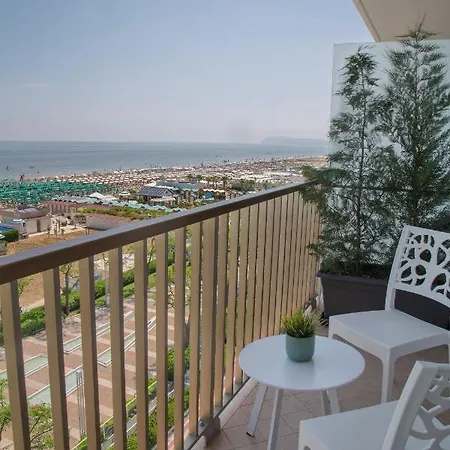 Mon Cheri Hotel 3*