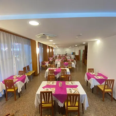 Hotel Modenese