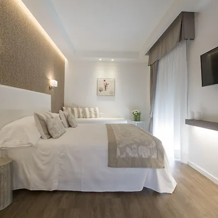 Hotel Mon Cheri 3*