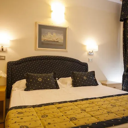 Mon Cheri Hotel