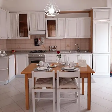 Apartament La Casetta Del Paese Riccione
