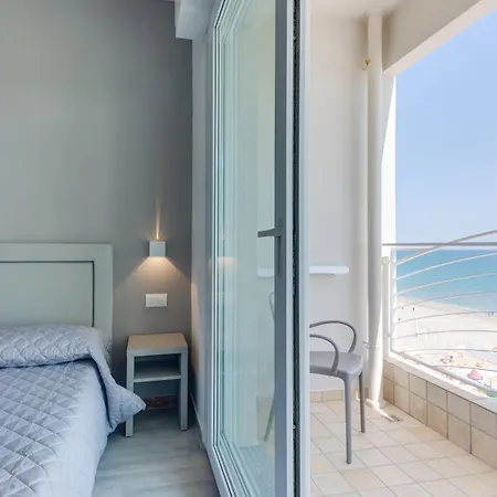 Hotell Marittimo - Clipper Fronte Mare