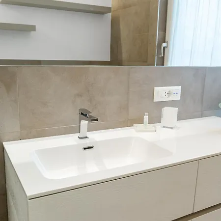 דירה Luxury Blue Living Pescatore ריצ'יונה