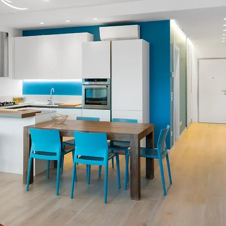 Luxury Blue Living Pescatore ריצ'יונה