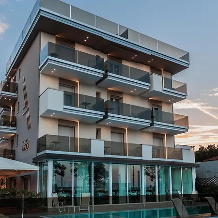 Hotel Ascot 4*
