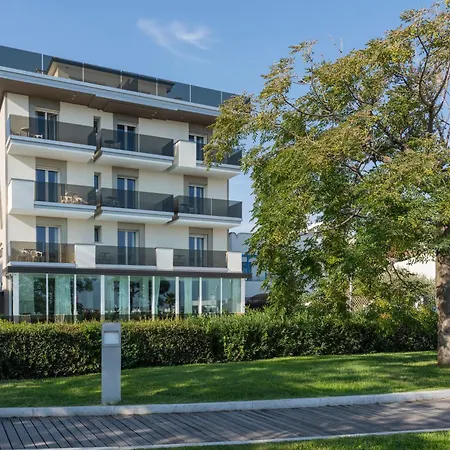 Hotel Ascot 4*