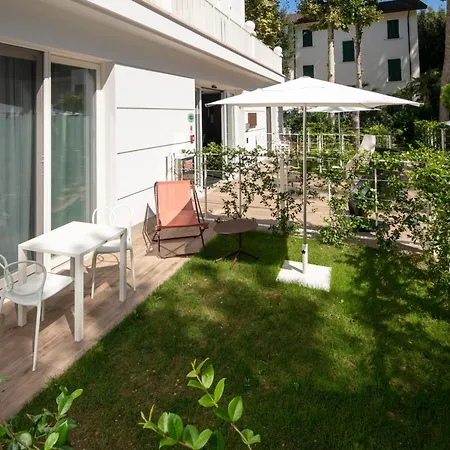 Aparthotel Elegance 4*