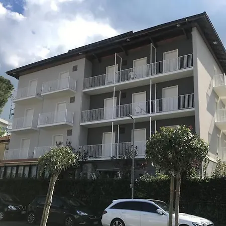 Hotel Platani