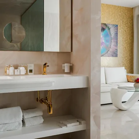 The Promenade Luxury Wellness 5* 里乔内
