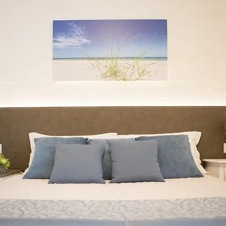 Liberty - Parking & Included Hotel 3*